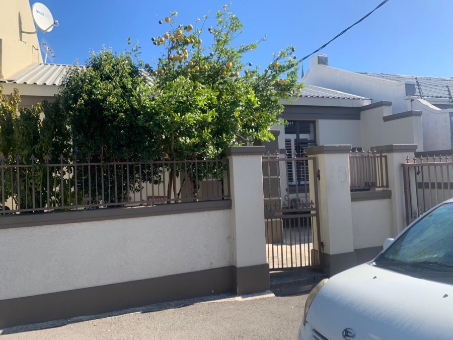 3 Bedroom Property for Sale in Woodstock Western Cape